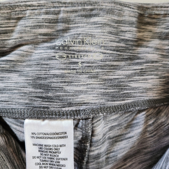 Calvin Klein Gray Space Dye Mid Rise Cropped Yoga Leggings Capri Activewear Gym - Picture 9 of 10